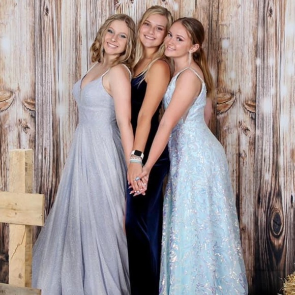 prom dress - Picture 2 of 3